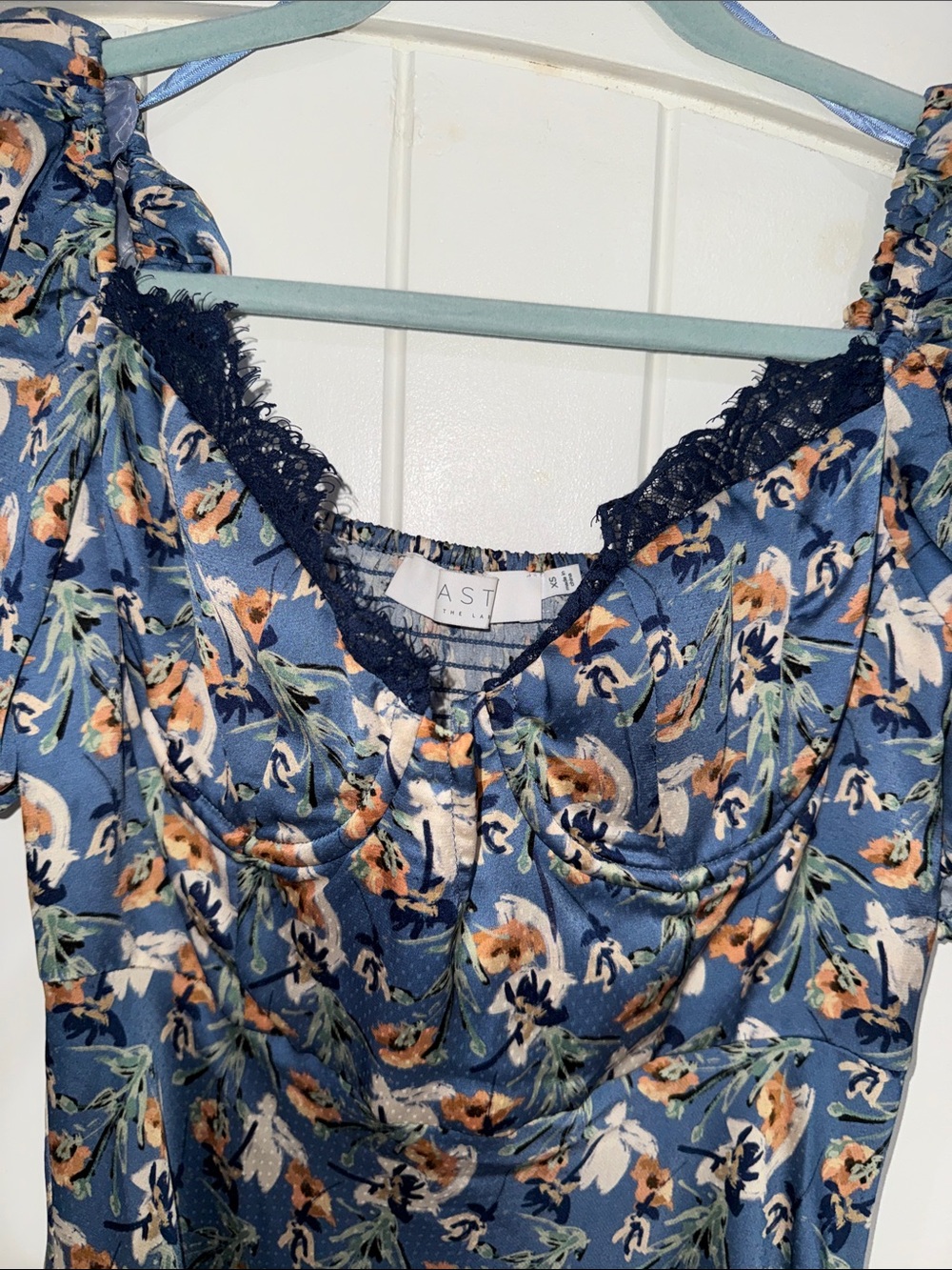 ASTR The Label Sylvie Puff Sleeve Blue Floral Maxi Dress - Picture 8 of 8
